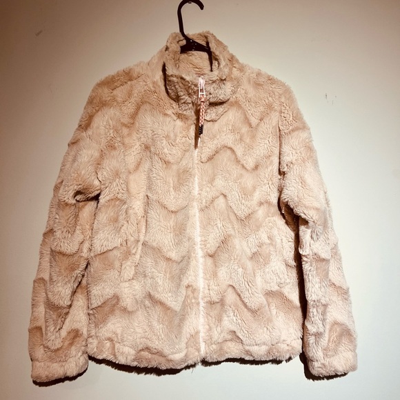 Urban Outfitters Cream Fur Jacket - Size M - Picture 1 of 7